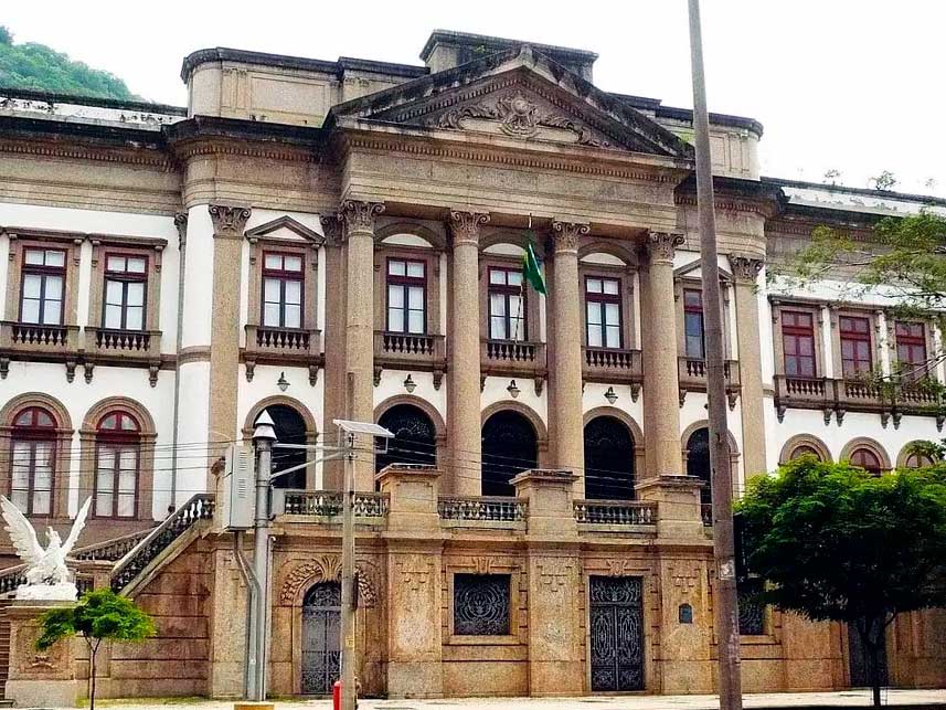 Museu de Ciências da Terra в Рио-де-Жанейро