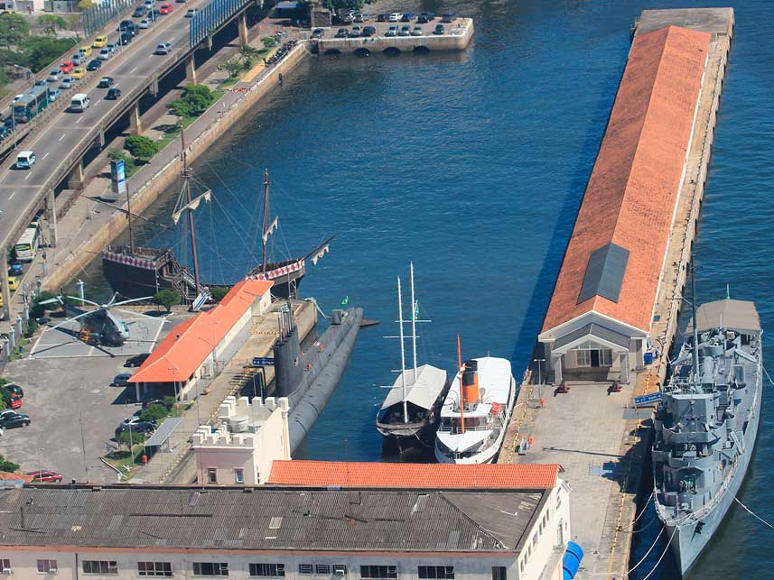 Espaço Cultural da Marinha и Museu Naval в Рио-де-Жанейро