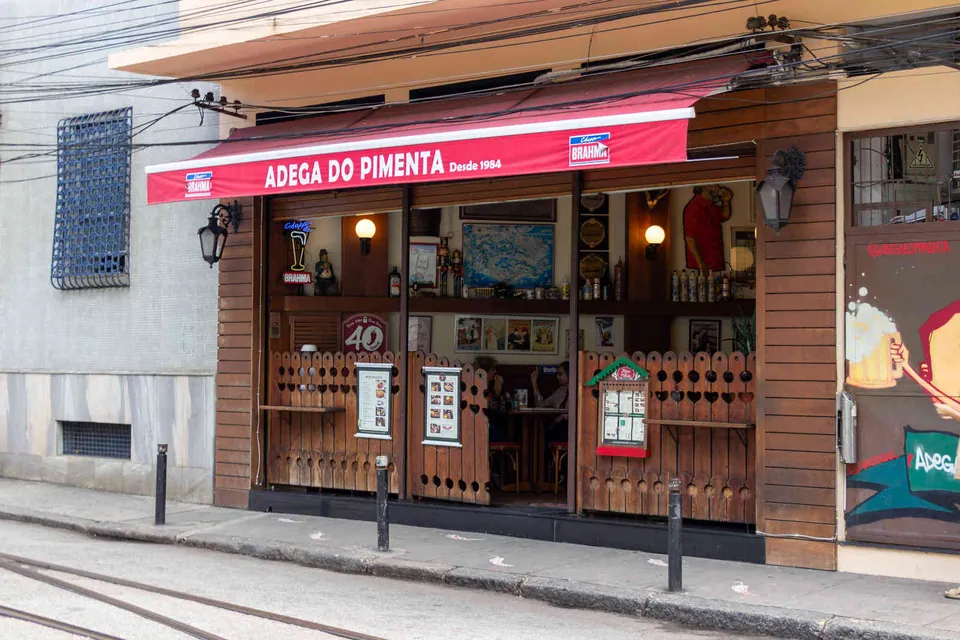 Фасад немецкого ресторана Adega do Pimenta в Санта-Терезе